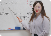 聊城大学日语专业毕业，日语能力N1，五年教学经验